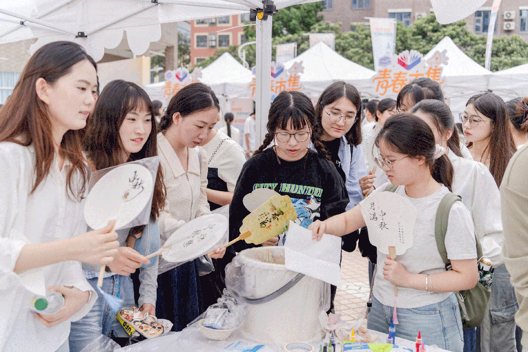 1761703312810625.jpg 98cd834c7d57575b2c31b60d8724f13f.jpg