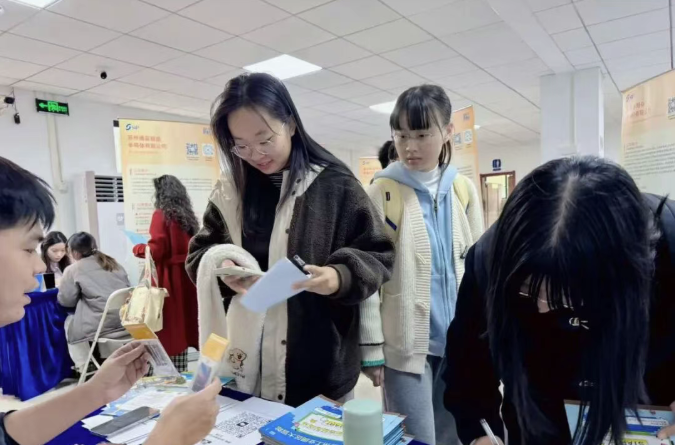 1761720461980921.png 04dabf21-4e8e-4d64-9117-473ff7c2ca08.png